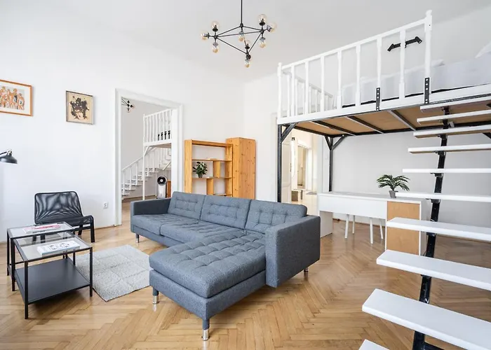 Setting Sun Apartment